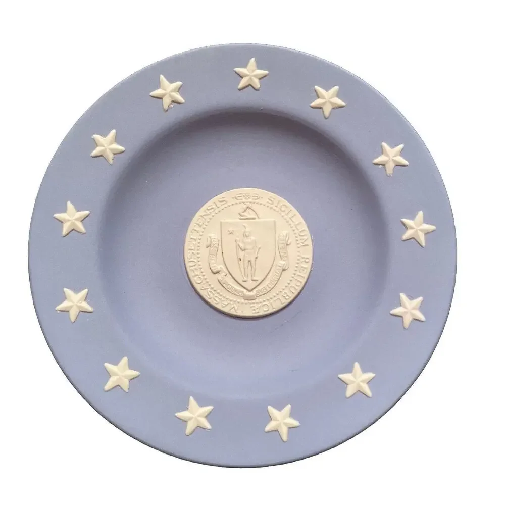 Wedgwood Jasperware Blue /White Massachusetts State Seal Series 4.25